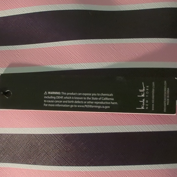 Nicole by Nicole Miller Large Cosmetic Bag NWT - Picture 4 of 4